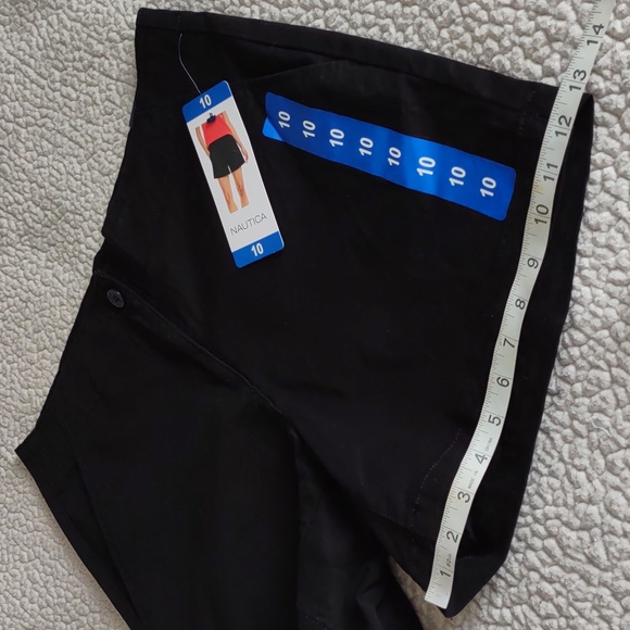 NWT Nautica Size 10 Mid Rise Twill Short 5" Inseam True Black - Picture 13 of 16